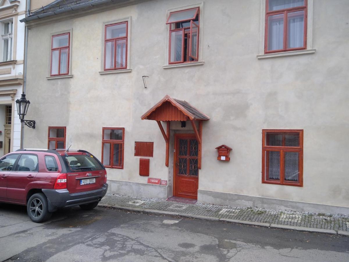 Atlantis Apartman 2 Klášterec nad Ohří Bagian luar foto